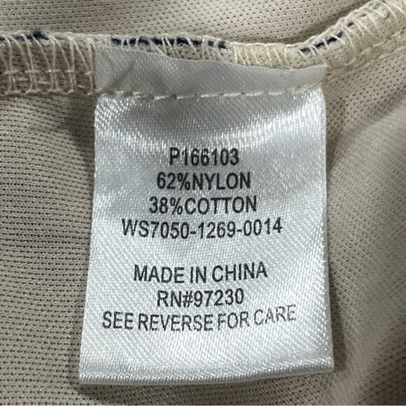 Sleeveless nude color short lace romper - Picture 13 of 15